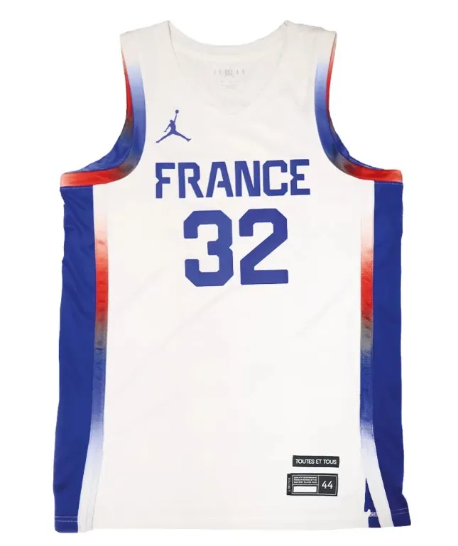 Victor Wembanyama France 2024 - Home